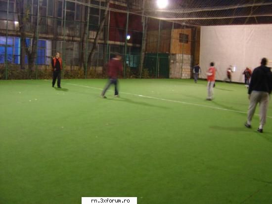 intalnire la fotbal 20 nov. 2005 - gazda ra intalnire la fotbal 20 nov. 2005 - gazda ra aici e teren