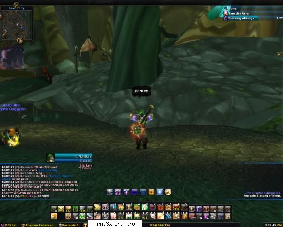 o sa incep eu... pallyu de pe blizz hud uri