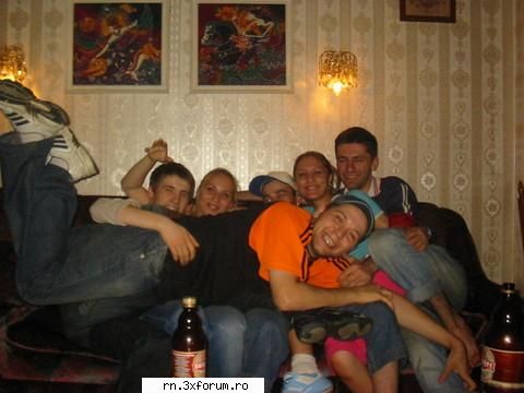 POZE cu si de la USERI..!!! - Partea I - eu si ceva prieteni beti :D - P o z e