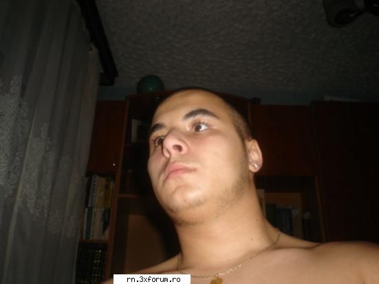 POZE cu si de la USERI..!!! - Partea I - Moaaaaa lover_boy raman dator :)))) totusi ....e - P o z e