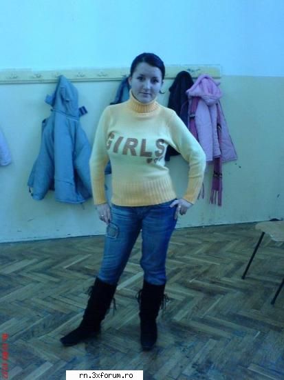 POZE cu si de la USERI..!!! - Partea I - hehehehe...grea shcoala asta...ufff!! - P o z e