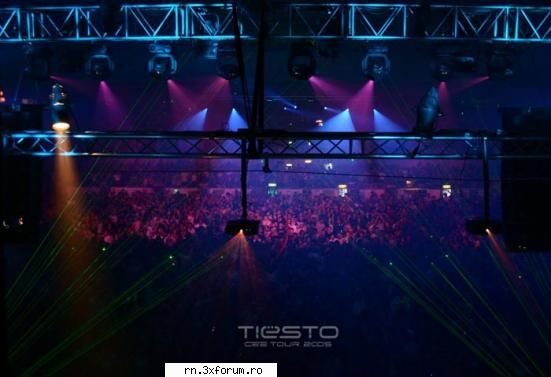 Poze Tiesto ( polivalenta ) ptr cei ce nu au fost - PaDaS - ..:: Club Music - on and on ::..