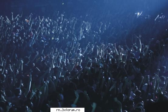 Poze Tiesto ( polivalenta ) ptr cei ce nu au fost - PaDaS - ..:: Club Music - on and on ::..
