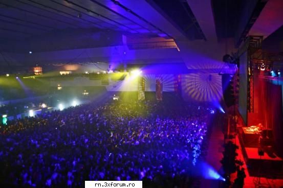 Poze Tiesto ( polivalenta ) ptr cei ce nu au fost - PaDaS - ..:: Club Music - on and on ::..